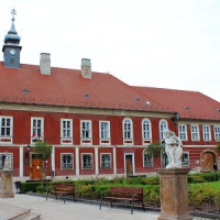 Irgalmas rendi kórház és kápolna