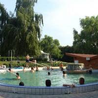 Flóra Termálfürdő