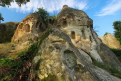 Kaptárkövek Szomolya - Szomolya természeti érték