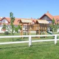 Lóbarát Lovasudvar