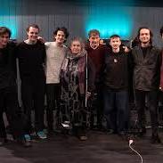 Velem Mindig Történik Valami