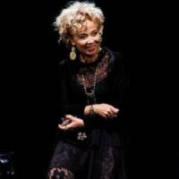 Lackfi János: HÁROM NŐ, EGY ESET