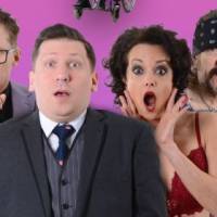 RAY COONEY: A MINISZTER FÉLRELÉP