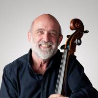 Gryllus Vilmos: Jubileumi Koncert "Énekelni jó"