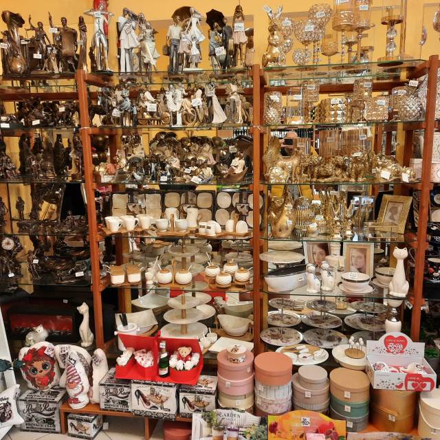 Zöld sziget virág és ajándékbolt