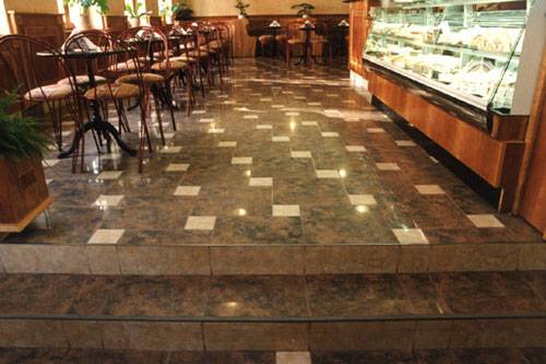 Molnár Ceramia burkolatok, festés, építés, felújítás, bontás, víz-, villany-, fűtésszerelés, kőműves munkák