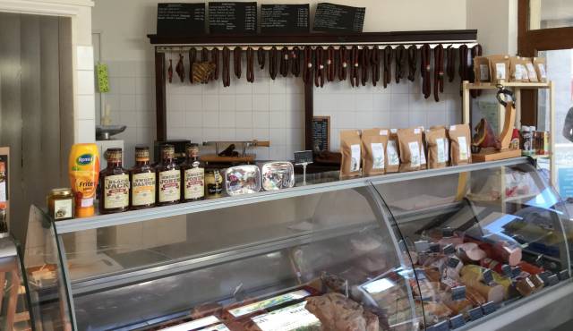 Telki Húsbolt és Büfé