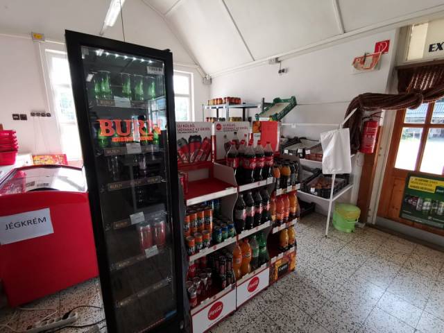 HATÁRHÍD MARKET Áruház élelmiszer vegyi áru