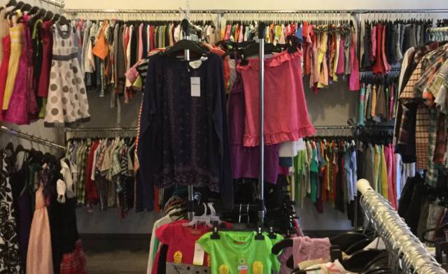 miniMax Gyermek és Női használtruházat