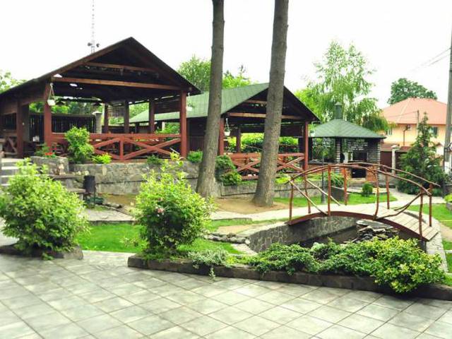 Termalnyy Basseyn Zhavoronok