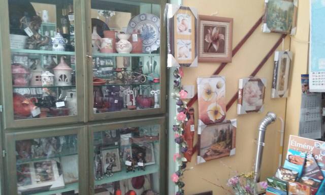 Üvegporcelán és Információs Iroda