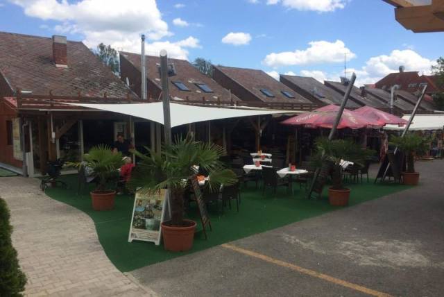 La'mar étterem és Pizzéria