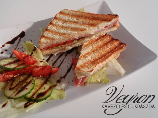 Veyron Kávézó és Cukrászda