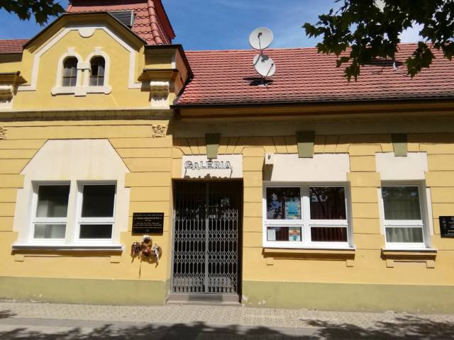 Művelődési Központ Párkány