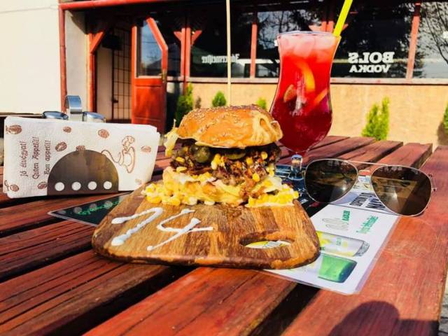 Vadász Sörkert - 14-es Pubfood