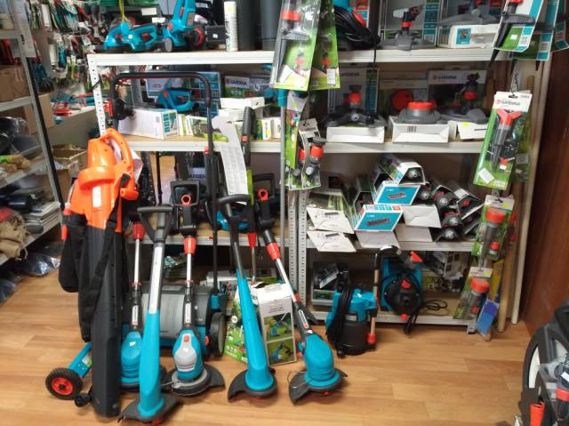 Napraforgó Garden- kertészeti központ