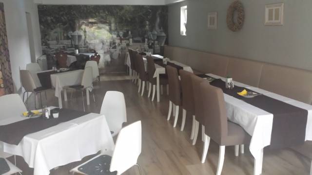 Gourmet Bistro