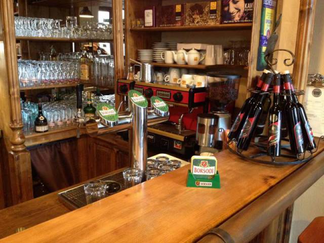 Várkapu Bajor Étterem