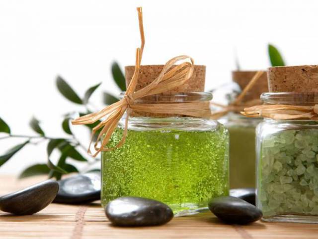 Sziky Enikő Márta természetgyógyász