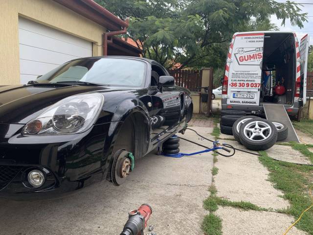 Mobil Gumiszerviz-Szarvas 