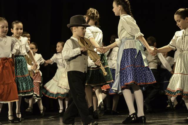 Népkör Magyar Művelődési Központ