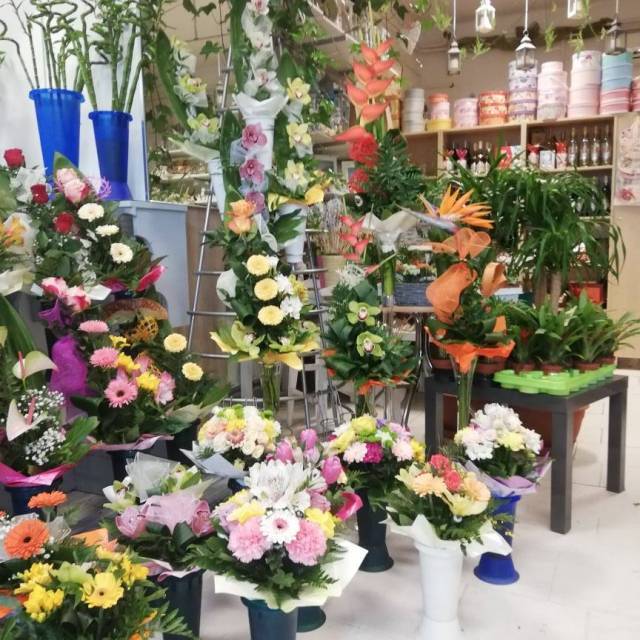 NÁRCISZ Virágüzlet