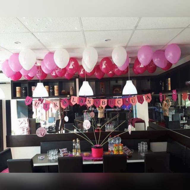 HERO'S CAFE AND BAR