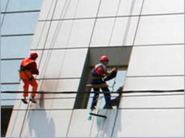 House Keeping - profesionistii curateniei
