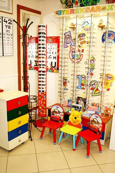 Prágai Látszerészet