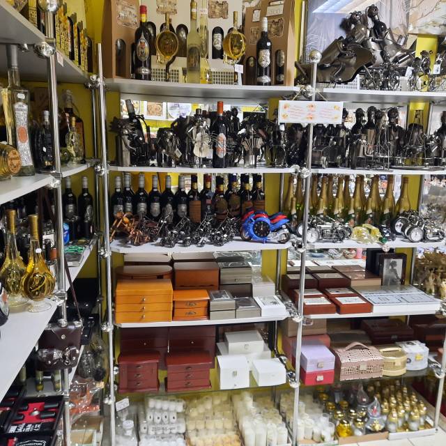 Zöld sziget virág és ajándékbolt