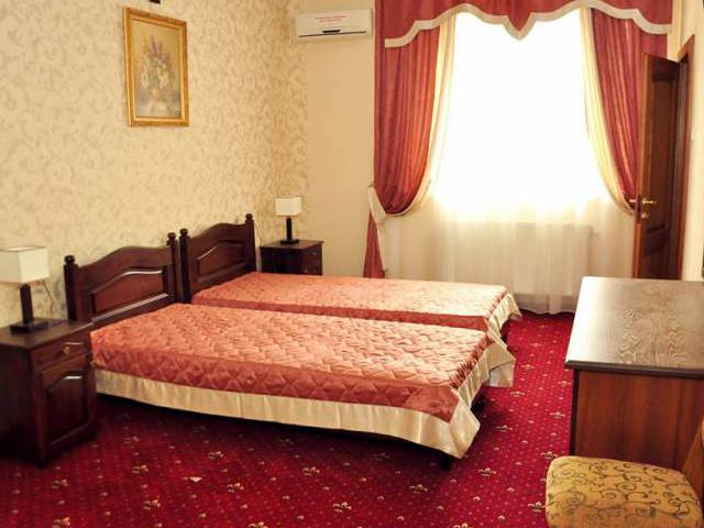 Termalnyy Basseyn Zhavoronok