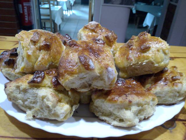 Vár Étkezde és Söröző.