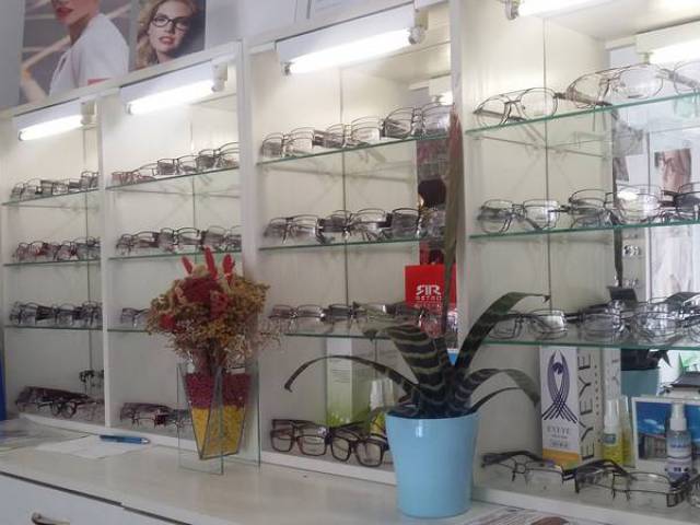 HÁCZKY Optika
