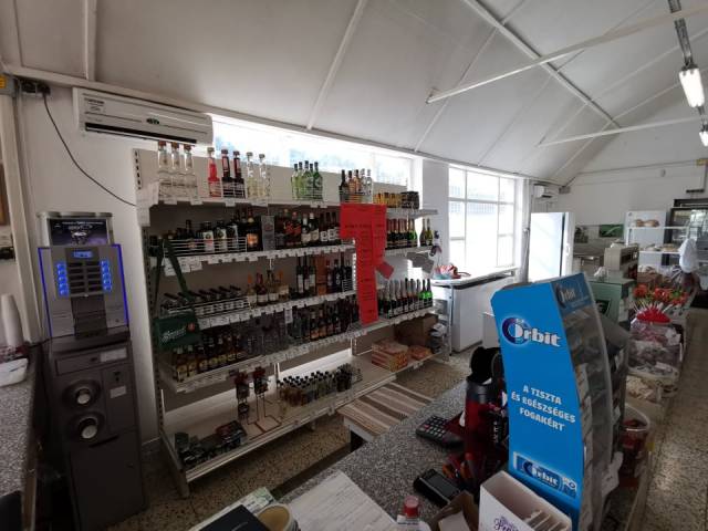 HATÁRHÍD MARKET Áruház élelmiszer vegyi áru