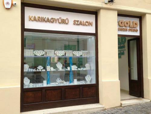 Gold Ékszerstúdió Karikagyűrű Szalon