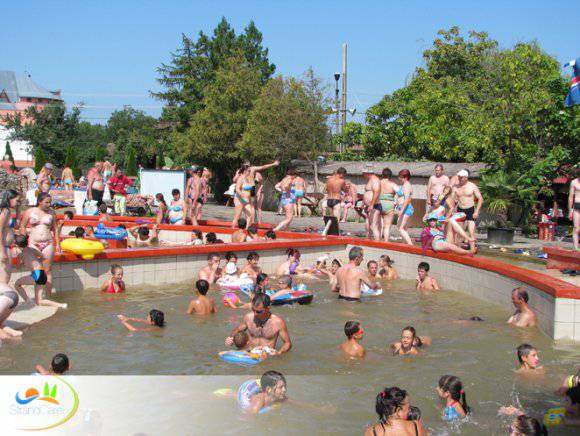 Nagykárolyi termál strand