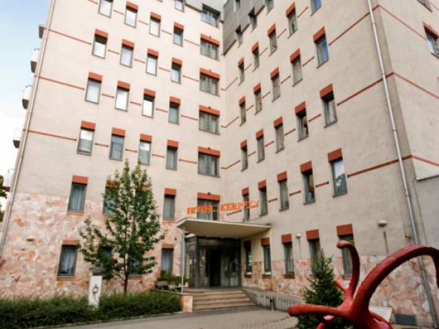 Hotel Kerpely