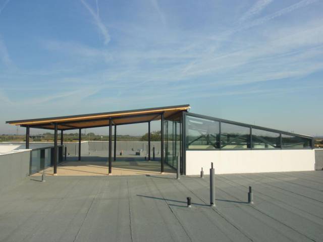 Schlosser Mester Ajtó, Ablak forgalmazás