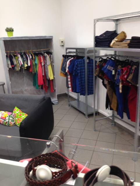 N.O.S. never out of stock ruházati outlet