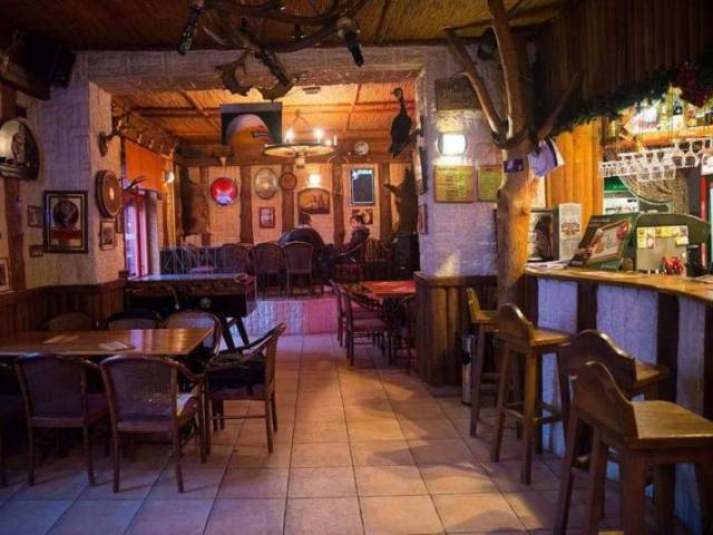 Vadász Sörkert - 14-es Pubfood