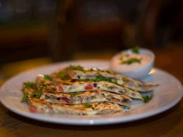 Vadász Sörkert - 14-es Pubfood