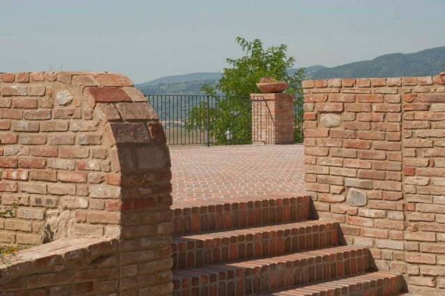 EDIL CASA Építő Kft
