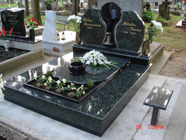 Kuzma Gránit Kft.Síremlék