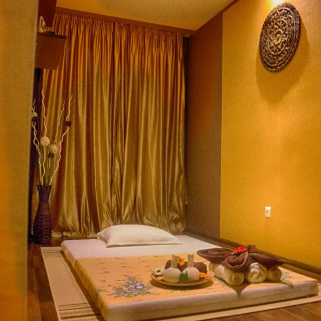 SUWANNAPHUM thai massage