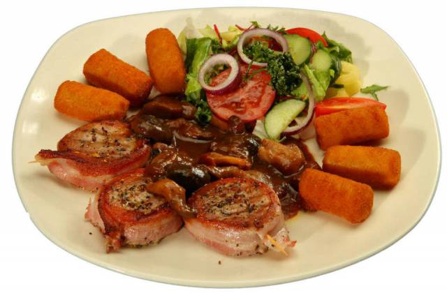 Teátrum Panzió és Étterem