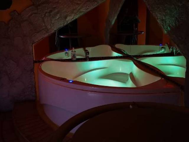 Mali Wellness & Nightclub
