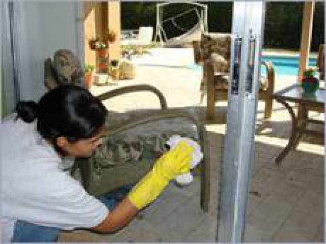 House Keeping - profesionistii curateniei