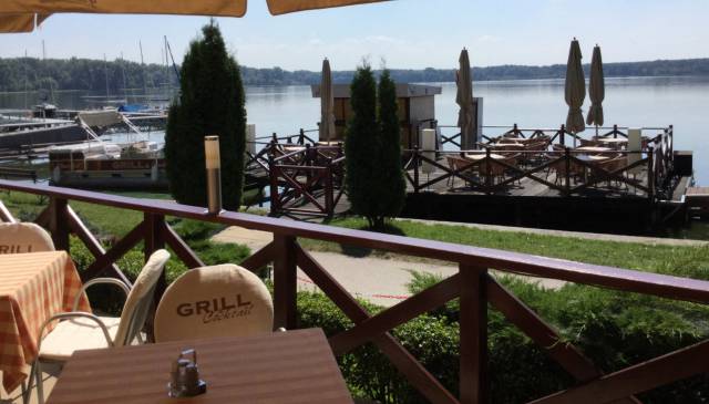 Grill & Coctail