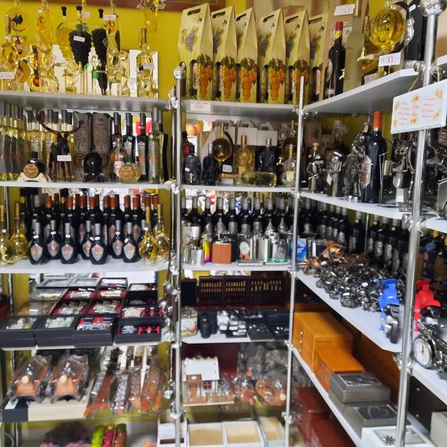 Zöld sziget virág és ajándékbolt