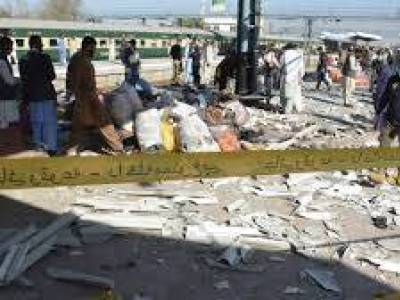 Öngyilkos merénylők támadtak Pakisztánban, az áldozatok fele gyermek